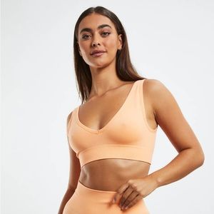 WEWOREWHAT V-Neck Sports Bra ribbed Peach Cobbler non padded size M NWT $68 MSRP